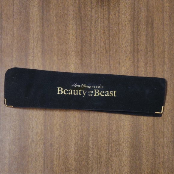 Disney Beauty and the Beast Black and Gold Pouch With Musical Watch - Picture 3 of 11
